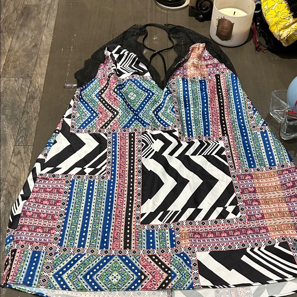Victoria's Secret Geometric Patterned chemise